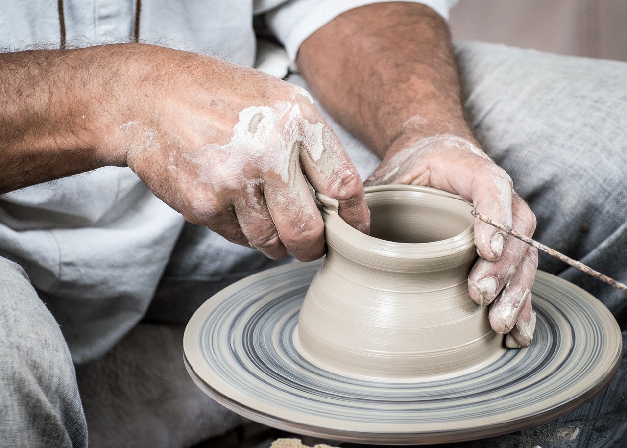 Process of making a clay pot - TMM India