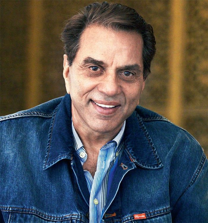 Dharmendra conferred with Padma Vibhushan - TMM India