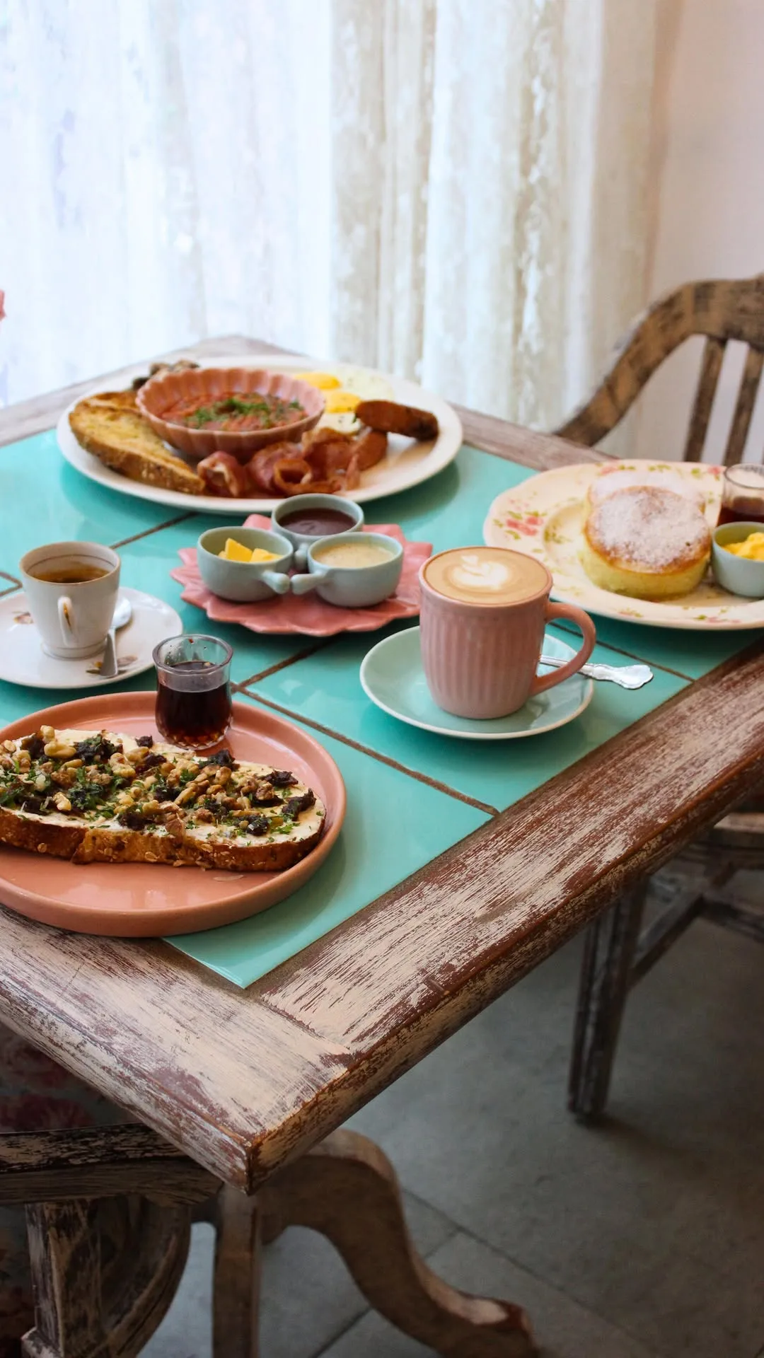 Top 5 Best Cafes in Delhi for Couples on Valentine’s Day