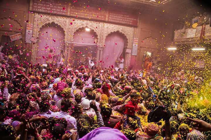 Phoolon ki Holi in Vrindavan
