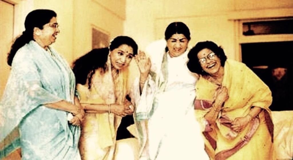 Asha Bhosle and Lata Mangeshkar
