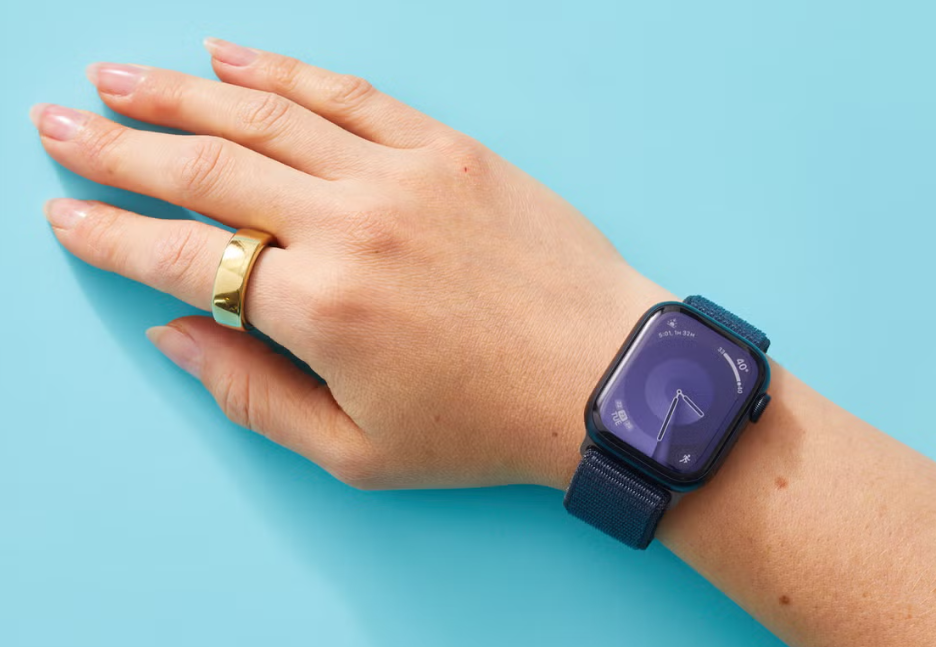 Oura Ring and Apple Watch