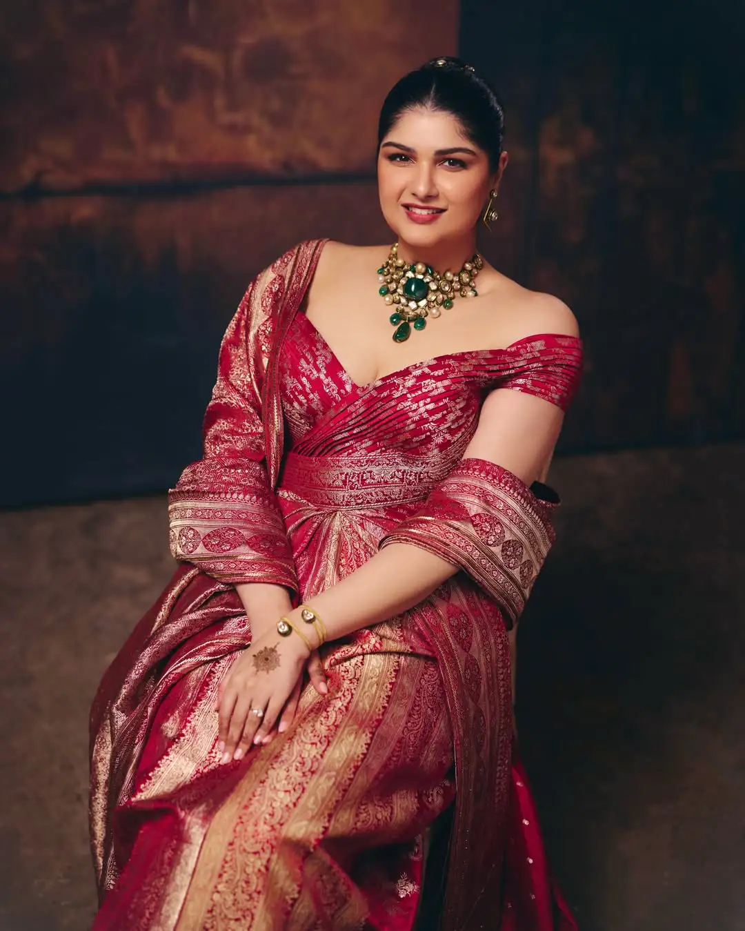 Anshula wedding reception style