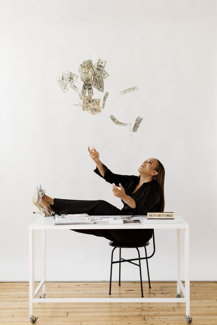 The Finfluencer Effect: How Social Media Is Changing the Way India Learns About Money
